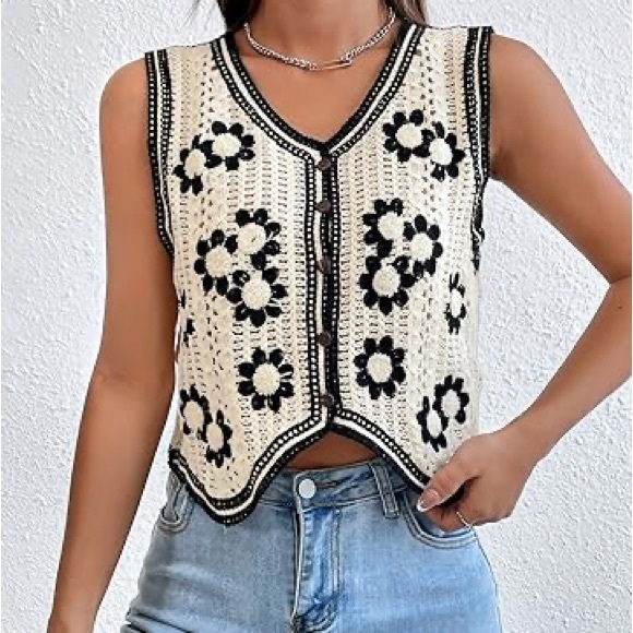 Chip Clip Sweater Vest Navy Blue flower Sweater Vest Cream Button Up knit vest - Picture 1 of 6